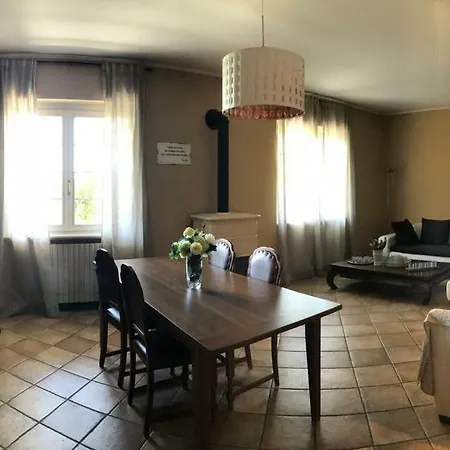 Casa Ticchia * Garda (Verona)
